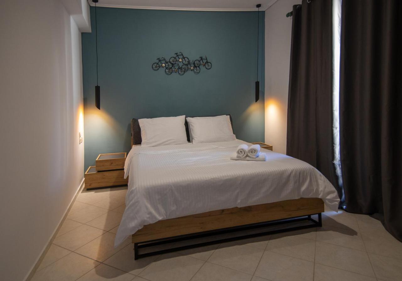 Petrino Suites Mesolonghi Mesolóngion Exterior foto